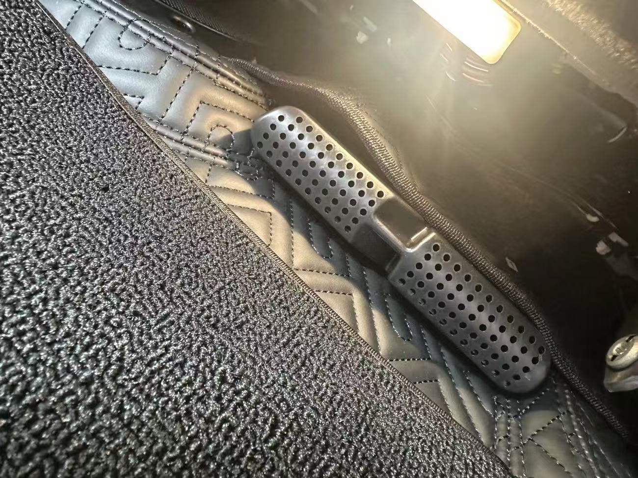 Griglia di copertura della pre - Car Accessories Rear recensione e prezzo