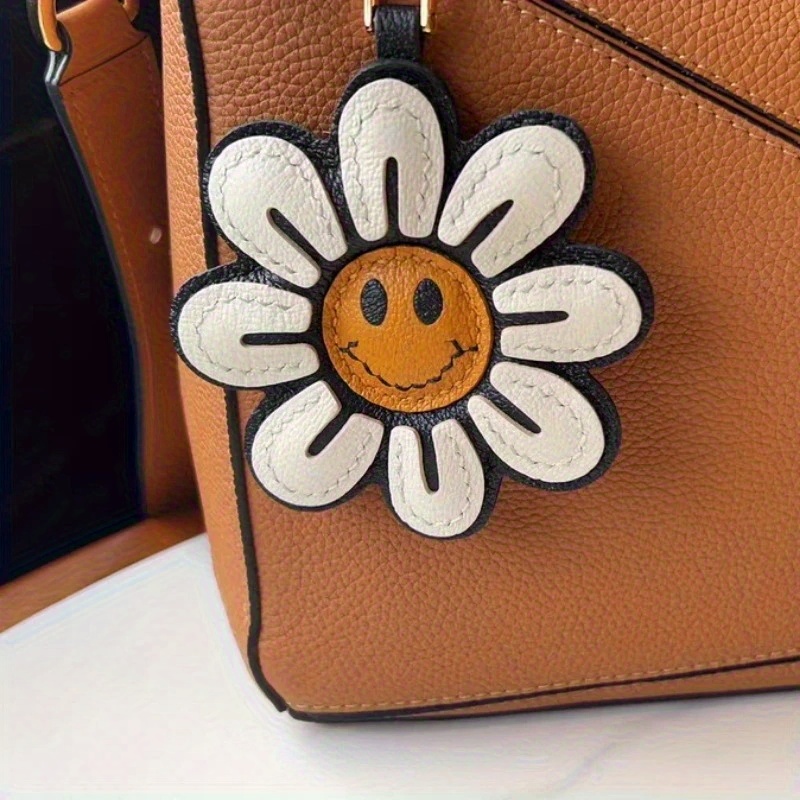 1 portachiavi girasole con fac - Car Accessories Gift Ideas recensione e prezzo