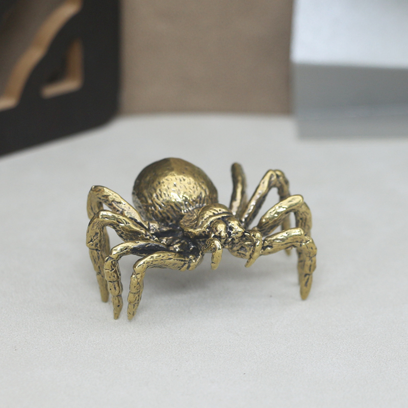 Ottone Horror Spider giocattol - Car Accessories Oman recensione e prezzo
